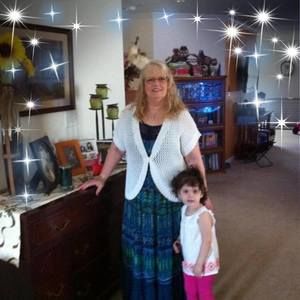 Meet your Posher, Debora